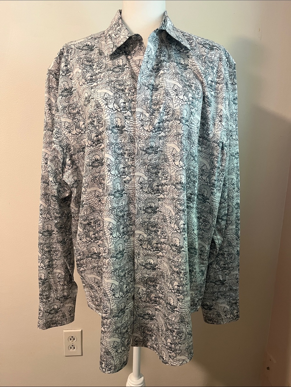 Robert Graham shirt